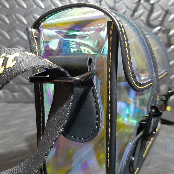 Dr. Martens Vegan Iridescent 7 Inch Crossbody Bag/satchel - Picture 7 of 12